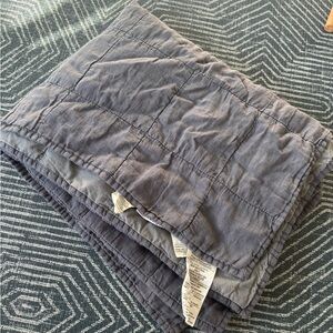 Parachute toddler blanket, linen square quilt